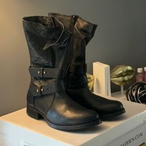 Steve Madden Black Quilted Leather Boots